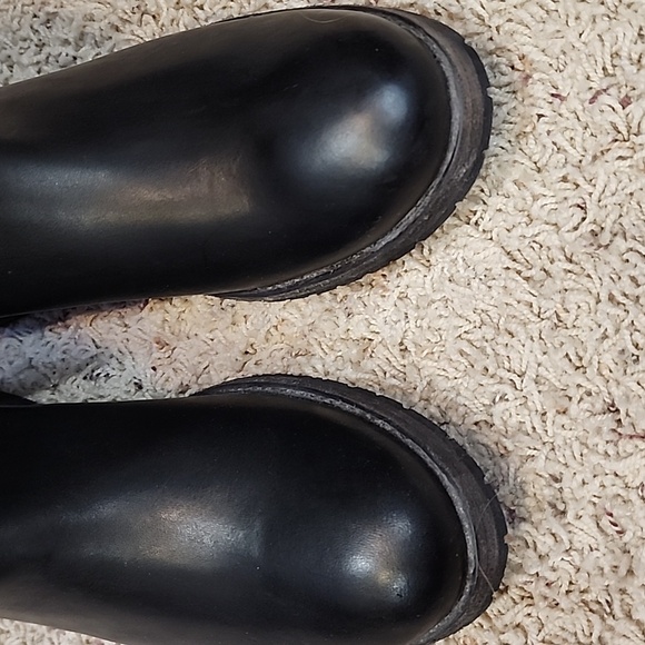 Frye Melissa Lug Black Boots 8 NWOT - Picture 3 of 8